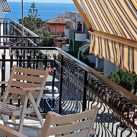Savoca Apartment Giardini Naxos Exterior foto